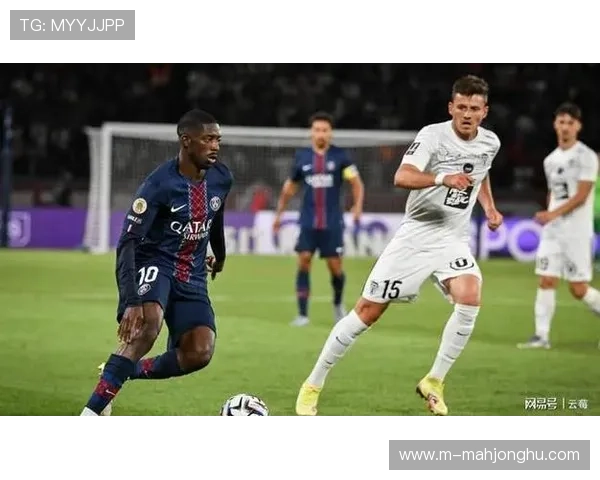 巴黎圣日耳曼边路压制勒阿弗尔，登贝莱突破造杀机